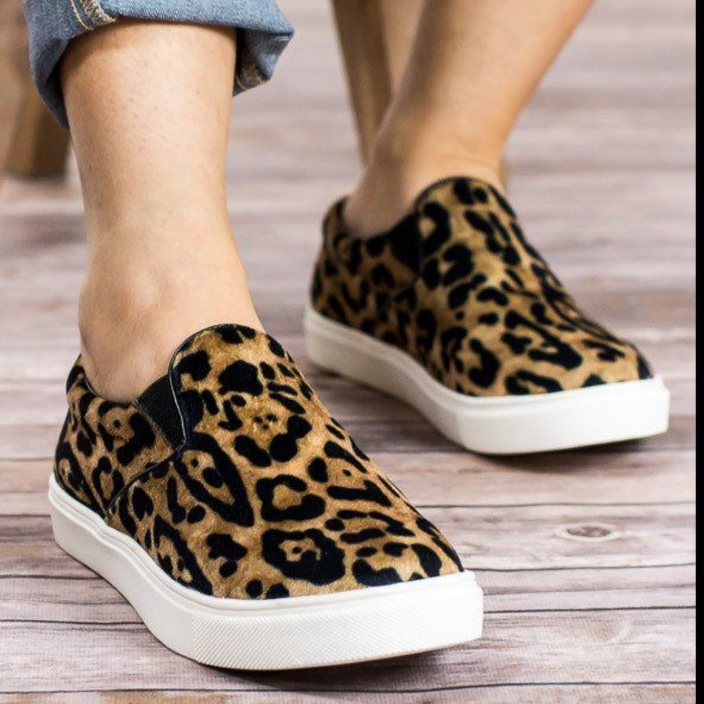 Steve Madden : Ecentrcq - Leopard Cow Hair : Slip on Sneaker Loafer Size 6.5